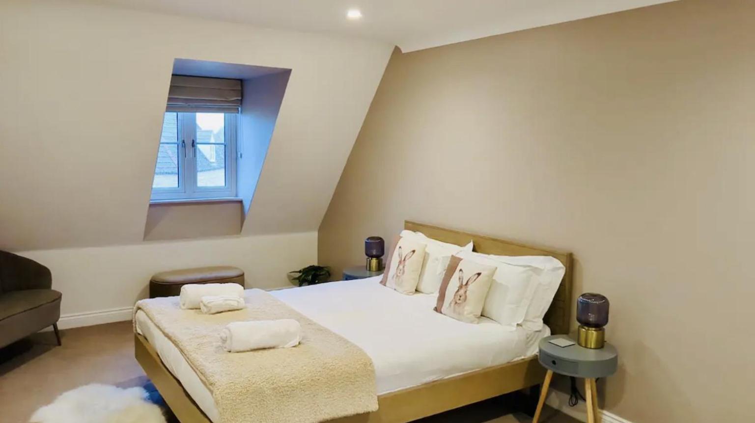 Modern Town House In Cotswolds - 3 Double Bedrooms Witney Εξωτερικό φωτογραφία